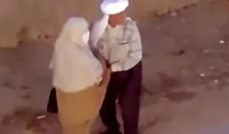 Lésbicas rígido batendo escravo na Bunda xvideos despedida de solteira amador