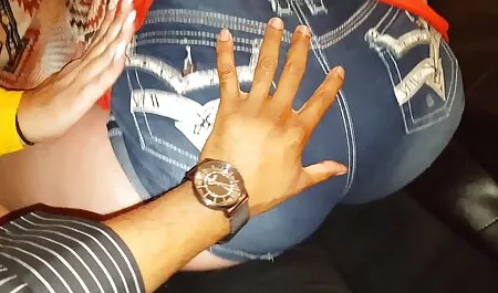 Um russo Meninas Magro 18 anos de idade pesando em um x video mador membro jovem namorada