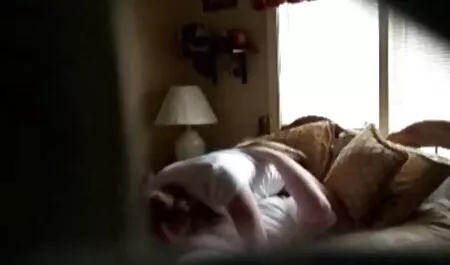 Peituda menina madura no Papai Noel terno xvideos mulheres amadoras e meias macias Masturbação por gravidade