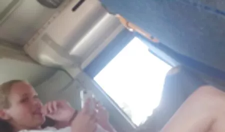 A menina begs dela amante para chupar isto x video cai na net