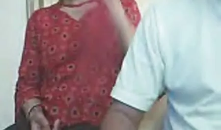 Asiático xvideos amadores de novinhas meias posando nu em frente de uma jovem photographer