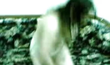 A beleza convida um xvideos amador novinha homem a visitar para ter sexo com ele