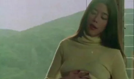 Exposição pública de xvideos amador escondido um elegante alemão em Berlim