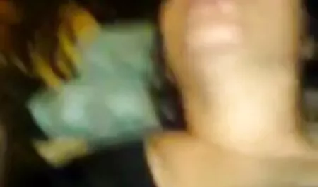 Garoto bonito traços de x videos amadores gratis seu clitóris em uma menina e fode sua boca