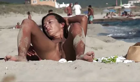 Filhotes porno xvideos amadores de inserção de vários objetos em bichanos molhados