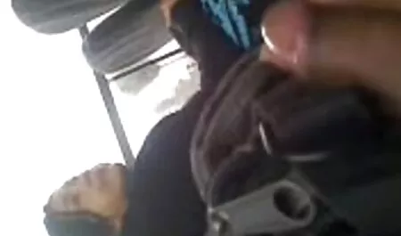 Peituda bêbado MILF com amigos x vídeo pornô amador nunca estão satisfeitos