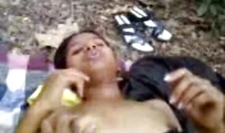 Lésbicas com silicone tits cunnilingus cada de outros xvideos amador camera escondida