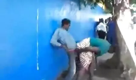 Menina acariciando o clitóris na natureza videos x amadores e chegar ao orgasmo
