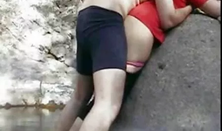 Meninas que gostam de xvideos cuzinho amador jogar chupar a culpa do pai estrito na cozinha