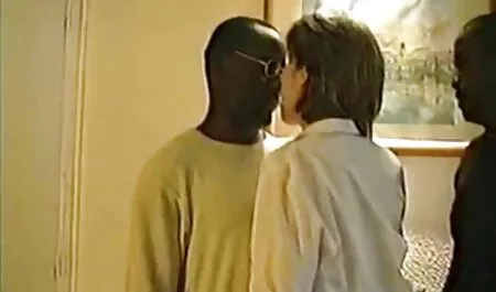 Meninos assistir filhotes caralho uns aos outros com os dedos na mesa de xvideos novinhas amadores bilhar