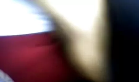 A velha mulher dobra seu amigo com câncer e o pune com um soco na x video amador coroas Bunda