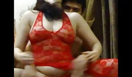 Mulheres maduras no estande dos membros xvideos de coroas amadoras