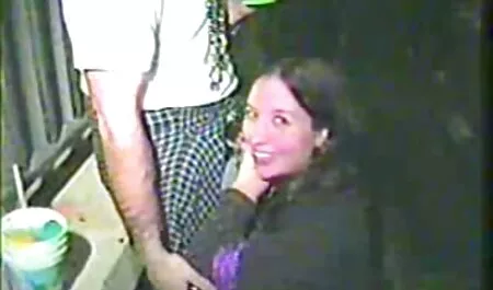 Linda garota amadoras no xvideos com Peitos grandes fodida ela mesma com vibrador